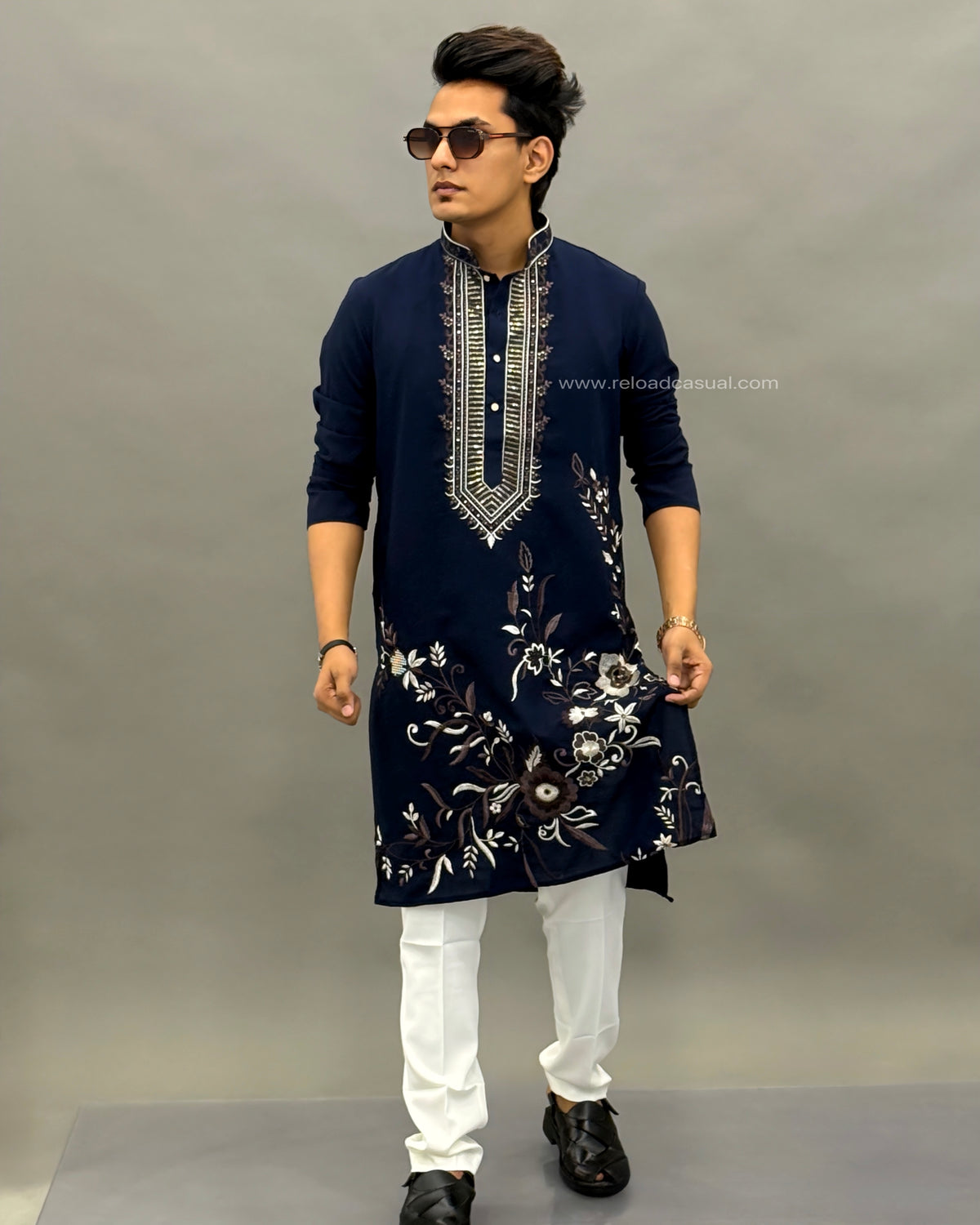 Graceful Floral Men's Embroidered Kurta pant set