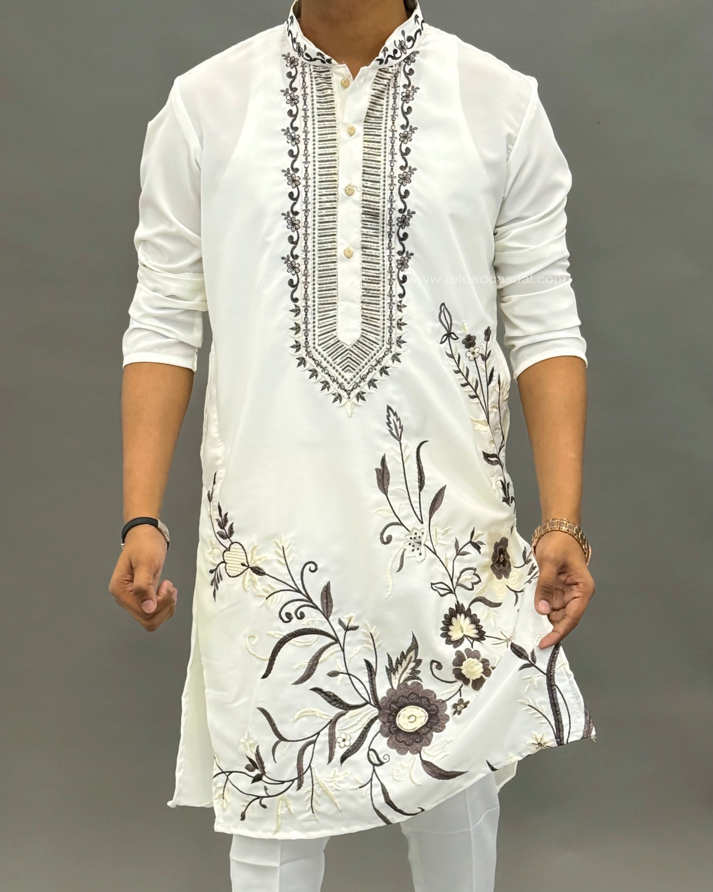 Graceful Floral Men's Embroidered Kurta pant set