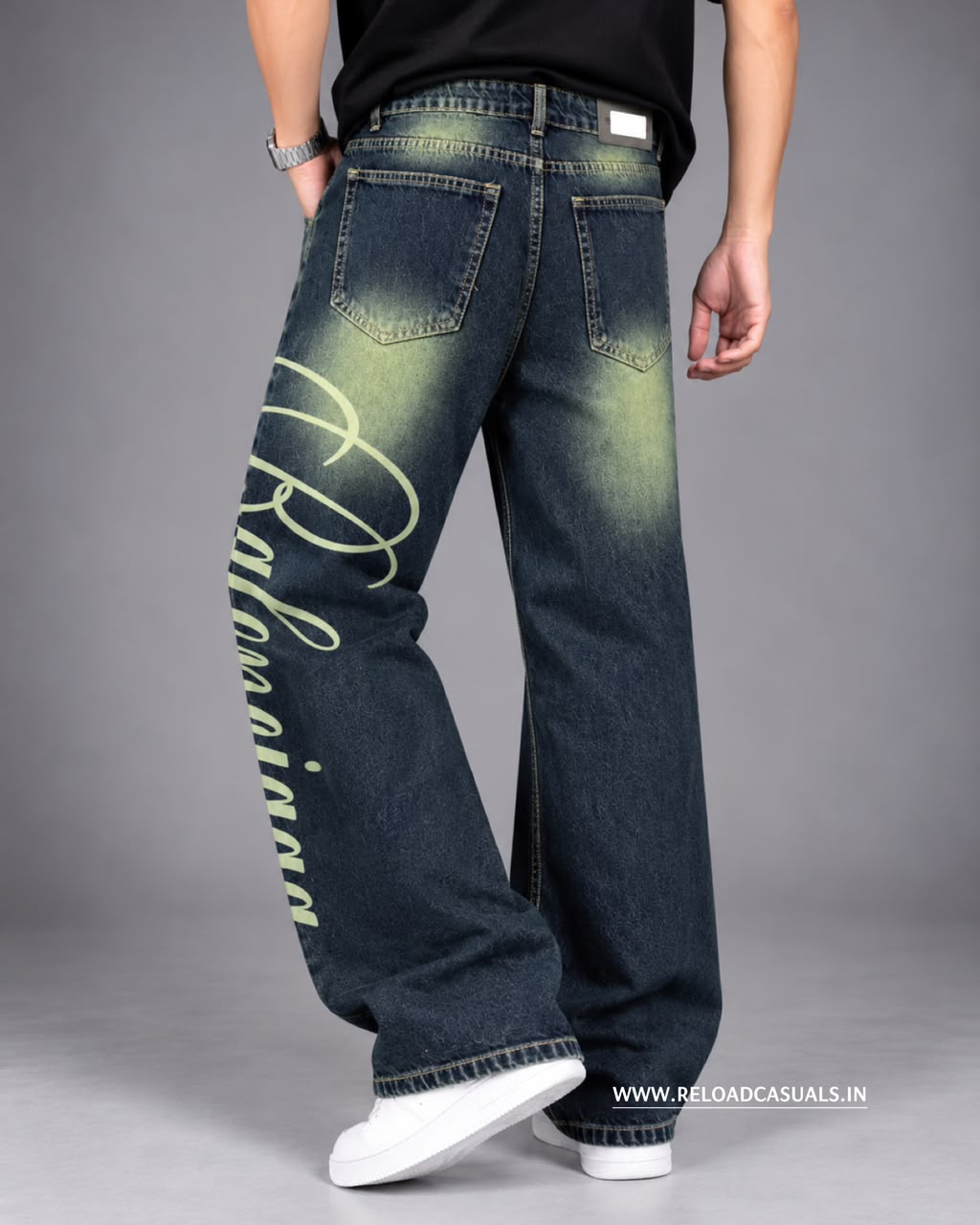 Men’s Modern Style Baggy Fit Denim Jeans