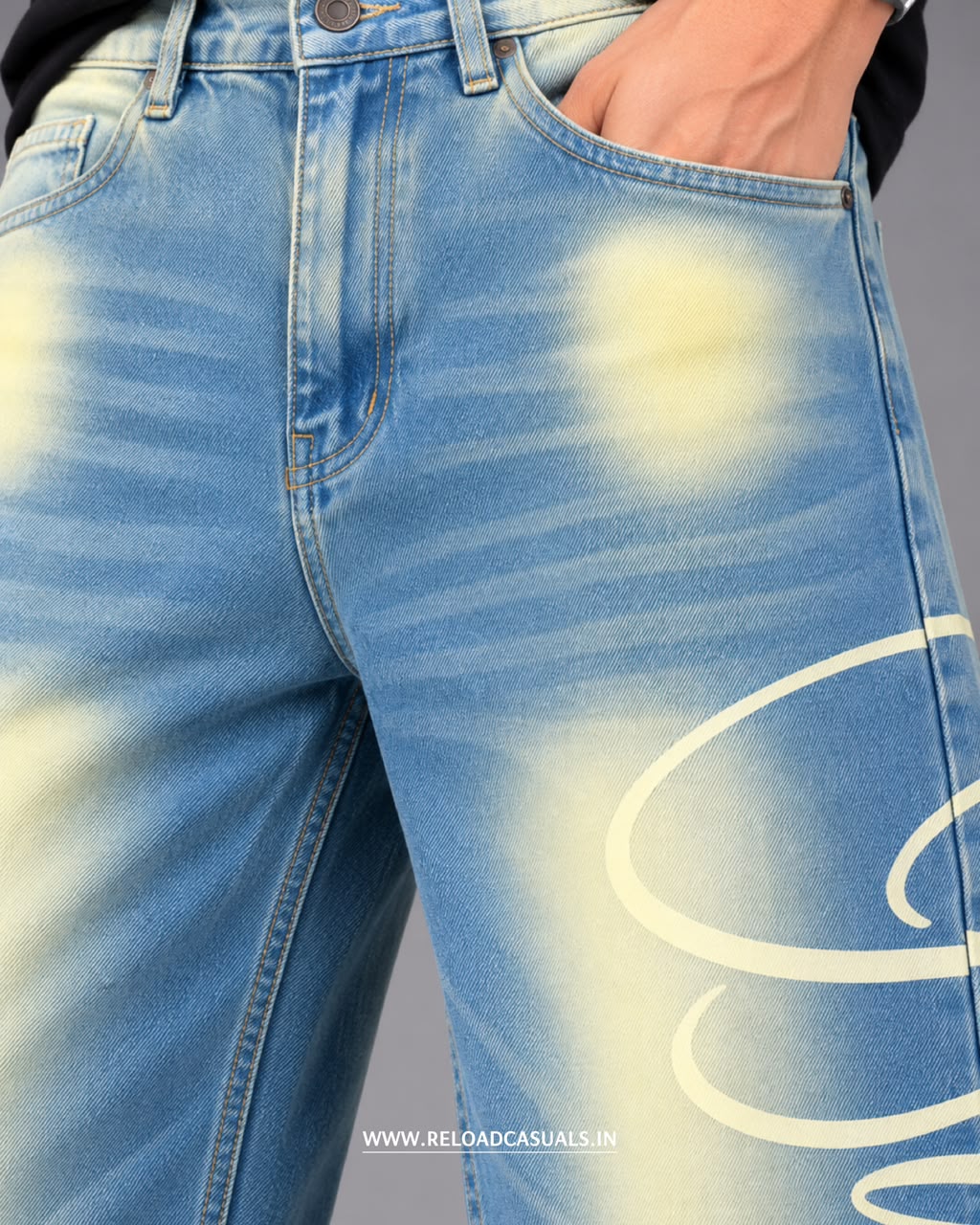 Men’s Modern Style Baggy Fit Denim Jeans